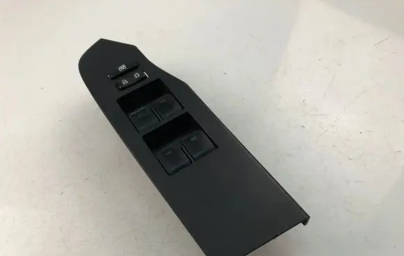 Toyota Auris E180 Electric window control switch 025332AF