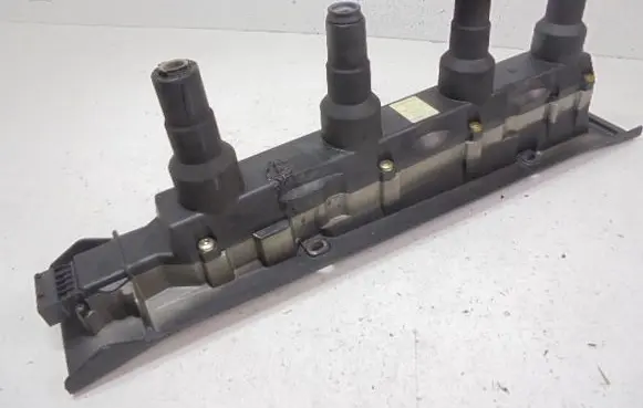 High voltage ignition coil