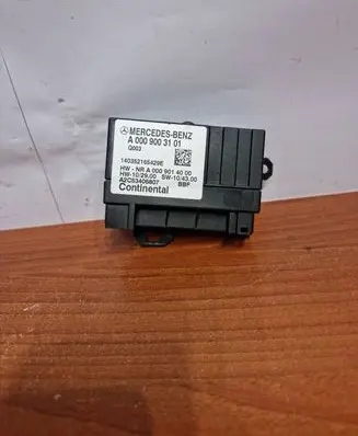 Mercedes-Benz GL X166 Fuel injection pump control unit/module A0009003101