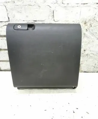Volkswagen Golf Plus Glove box 5M1857097P 333110A