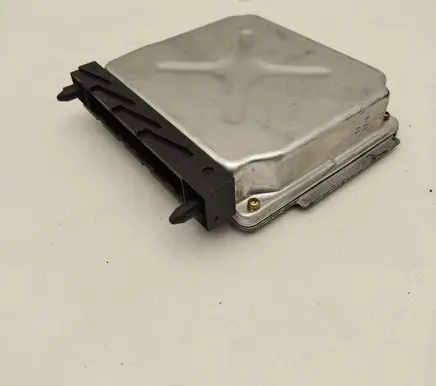 Volvo V70 Engine control unit/module 1928403486