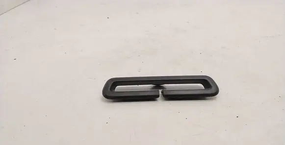 BMW 5 F10 F11 Seat belt trim 9116275