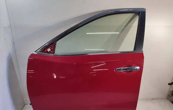 Nissan X-Trail T32 Front door
