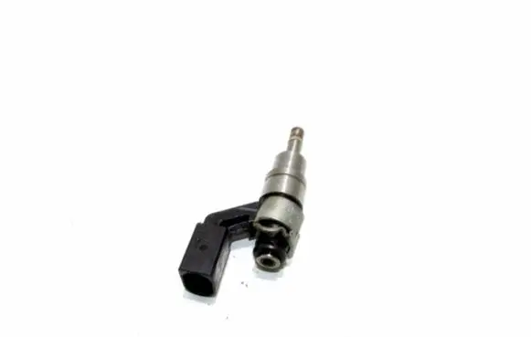 Volkswagen Golf V Fuel injector