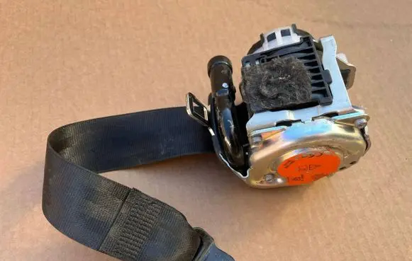 Audi A6 S6 C8 4K Rear seatbelt 4K8857805G