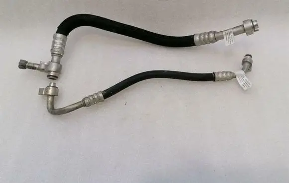 Mercedes-Benz GLE (W166 - C292) Air conditioning (A/C) pipe/hose A1668302501