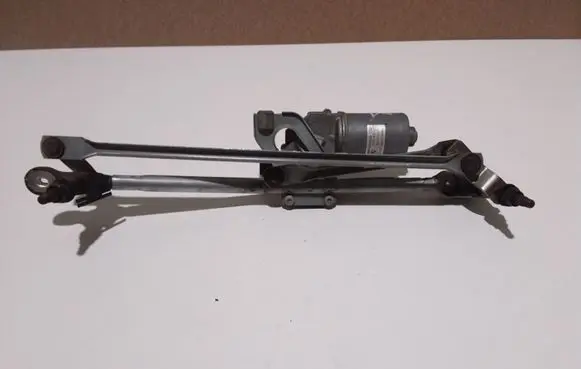BMW X1 E84 Front wiper linkage and motor 2992465 W14109