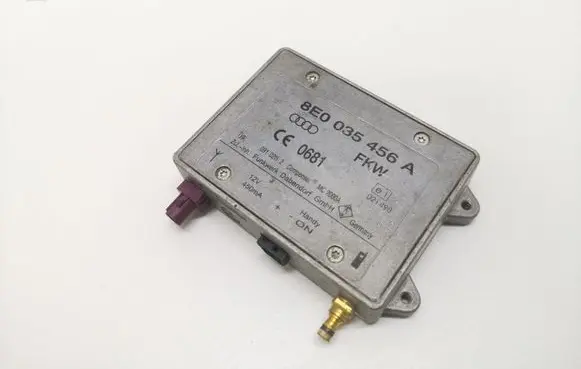 Audi A6 S6 C5 4B Antenna control unit 8E0035456A
