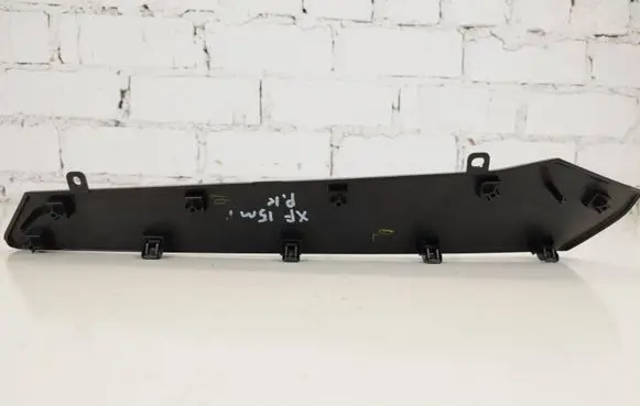 Jaguar XF X260 Front door trim bar 237B43 M6370
