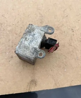 Mercedes-Benz C W203 ESP acceleration yaw rate sensor A0025428918