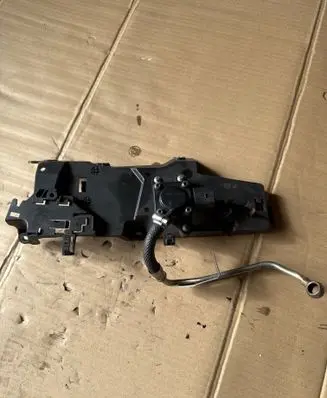 BMW 7 F01 F02 F03 F04 Other engine bay part 7806494 6440410