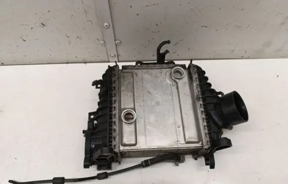 Mercedes-Benz E W213 Intercooler radiator A6540900100 A6540101804