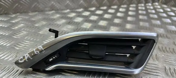 Peugeot 2008 I Dashboard air vent grill cover trim 447181X