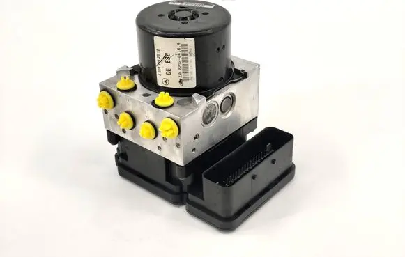 Mercedes-Benz C W204 ABS Pump A2044312012 A2049012500 10021204164