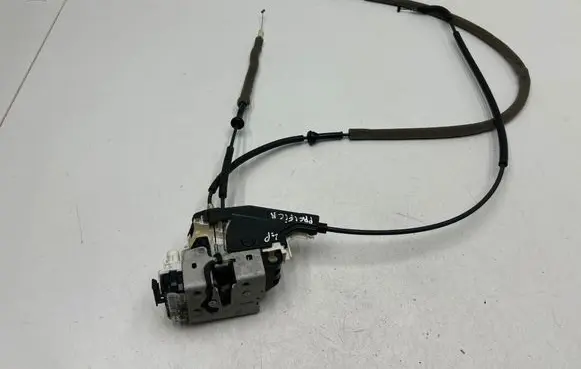 Chrysler Pacifica Front door lock P68211097AB 8BKD1617