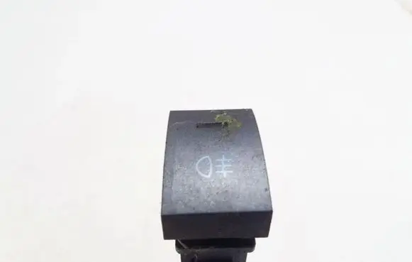 Hyundai Elantra Fog light switch 933502D000