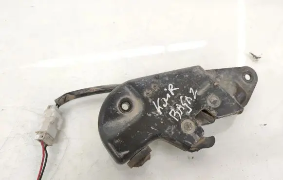 Loading door lock