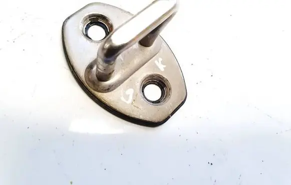 Seat Toledo III (5P) Rear door lock loop/hook striker 3c0837033b