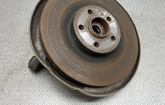 Volvo XC90 Rear wheel hub spindle/knuckle KN053