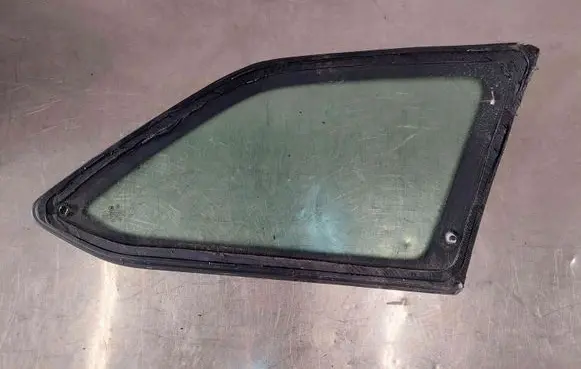 Skoda Octavia Mk3 (5E) Rear side window E000255 43R00048