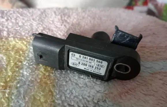 Nissan Primera Air pressure sensor 8200168253
