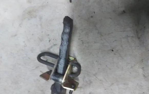Volvo XC90 Front door check strap stopper 30661410