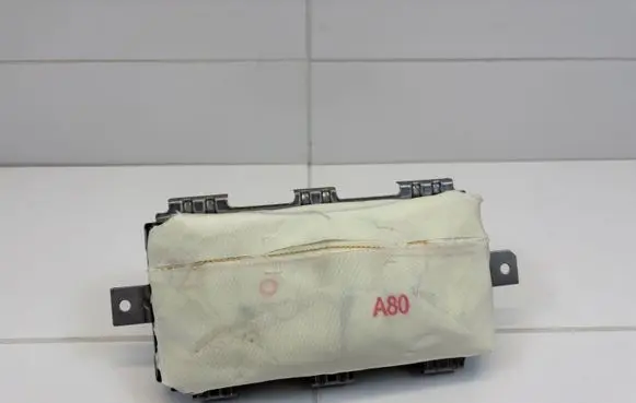 Toyota C-HR I Steering wheel airbag 0589-P1-000547