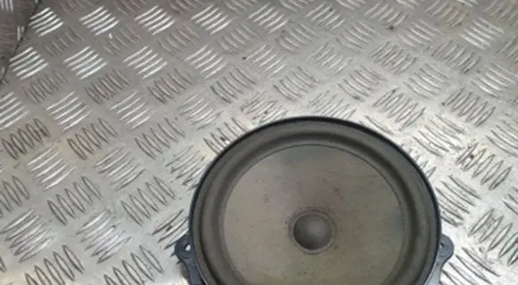 Audi A2 Front door speaker 8Z0035411