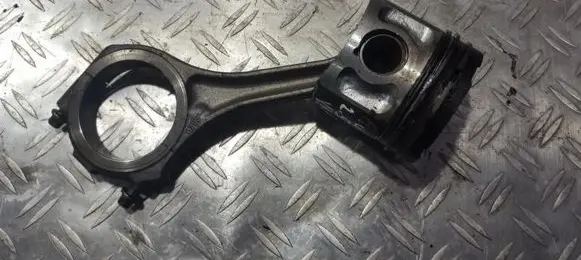 Audi A6 S6 C5 4B Piston with connecting rod