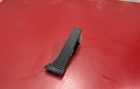 BMW X3 G45 Accelerator throttle pedal 6889818 35406889818