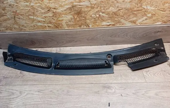 Lancia Delta Wiper trim 735391131