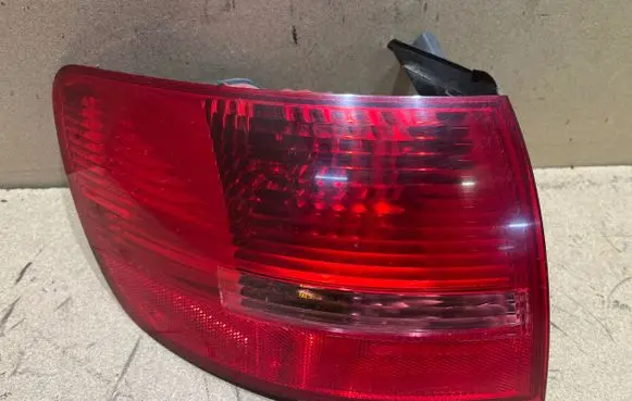 Audi A6 S6 C6 4F Rear/tail lights 89034302