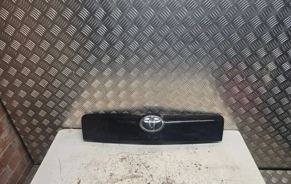 Toyota RAV 4 (XA30) Tailgate trim 7680142040