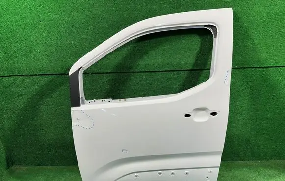 Citroen Berlingo Front door BERLINGOIVDRZWILPR