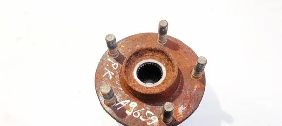 Nissan Qashqai Front wheel hub
