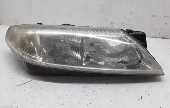 Renault Laguna II Headlight/headlamp 8200002847