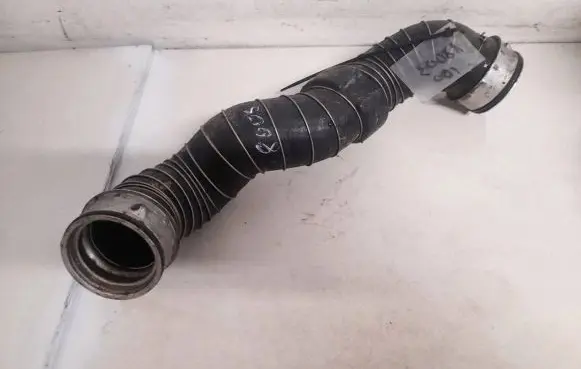 Mercedes-Benz C W203 Intercooler hose/pipe a2035280782 zgs00414004