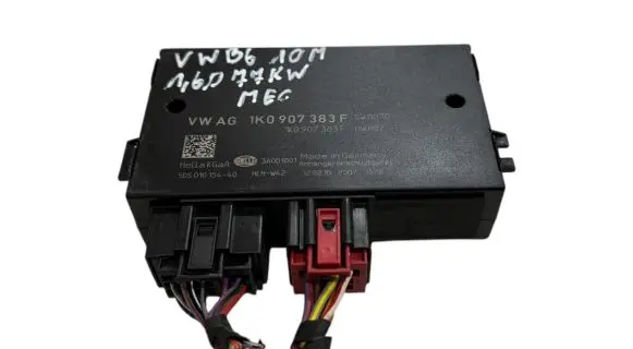 Volkswagen PASSAT B6 Tow bar trailer control unit/module 1K0907383F 5DS01015440