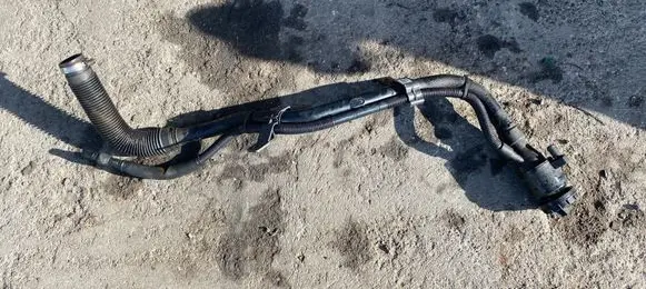 KIA Sorento Fuel tank filler neck pipe 