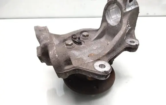 BMW 1 E81 E87 Front wheel hub spindle knuckle 6764444 31216764444