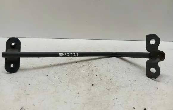 Mercedes-Benz C W204 Radiator support slam panel bracket A2048980032 A2048800164
