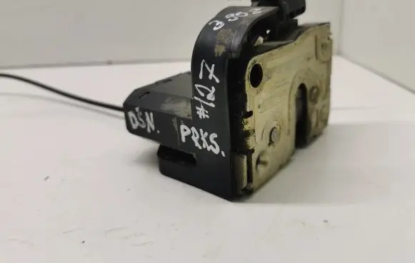 Renault Scenic I Front door lock