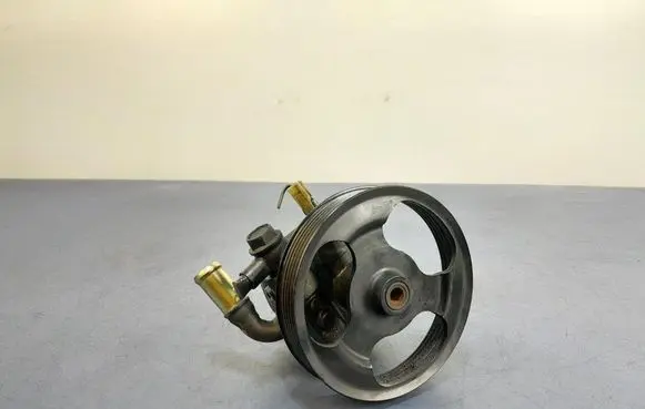 Mazda 3 I Power steering pump 