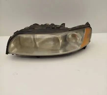 Volvo V70 Headlight/headlamp 30698835 89900267 8659674