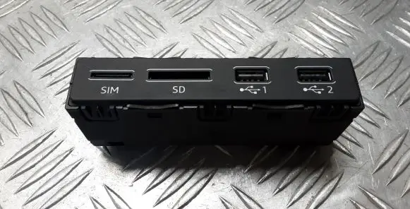 Audi A6 S6 C8 4K USB socket connector 4N0035736A