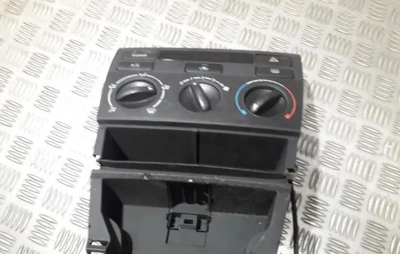Toyota Corolla E120 E130 Climate control unit 5541102250 55411-022508868