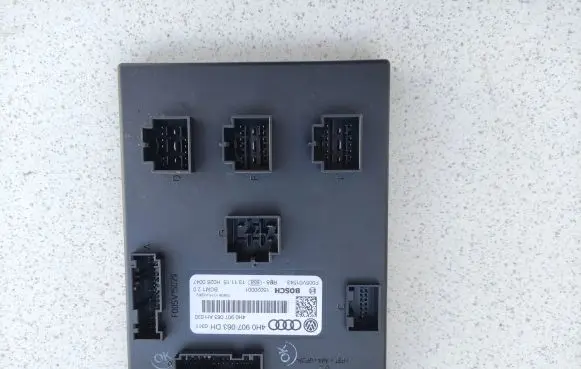 Audi A6 S6 C7 4G Comfort/convenience module 4H0907063AH 15020001 4H0907063DH
