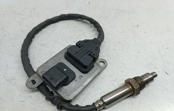 Mercedes-Benz E W212 Lambda probe sensor A0009051412 0009051412 A3C033985002