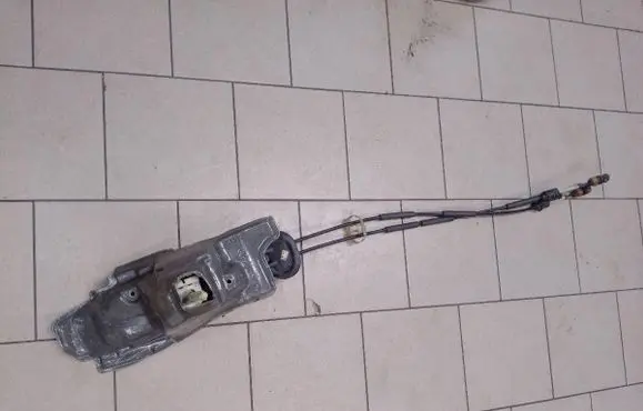 Peugeot 208 I Gear selector/shifter in gearbox 9806780680