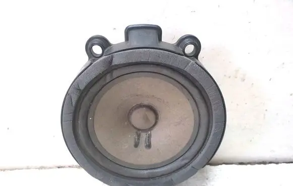 Mercedes-Benz ML W163 Front door speaker A0107701